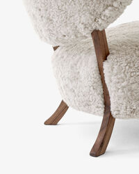 Wulff ATD2 Loungefåtölj + Fotpall Valnöt/Sheepskin Moonlight