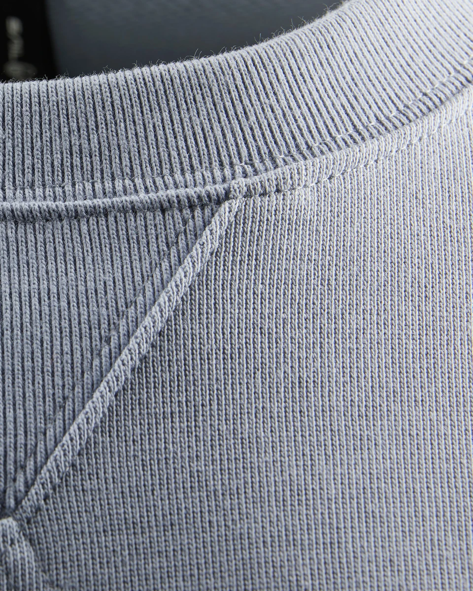 WIND SWEATER
