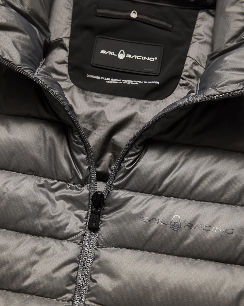 SPRAY DOWN VEST 