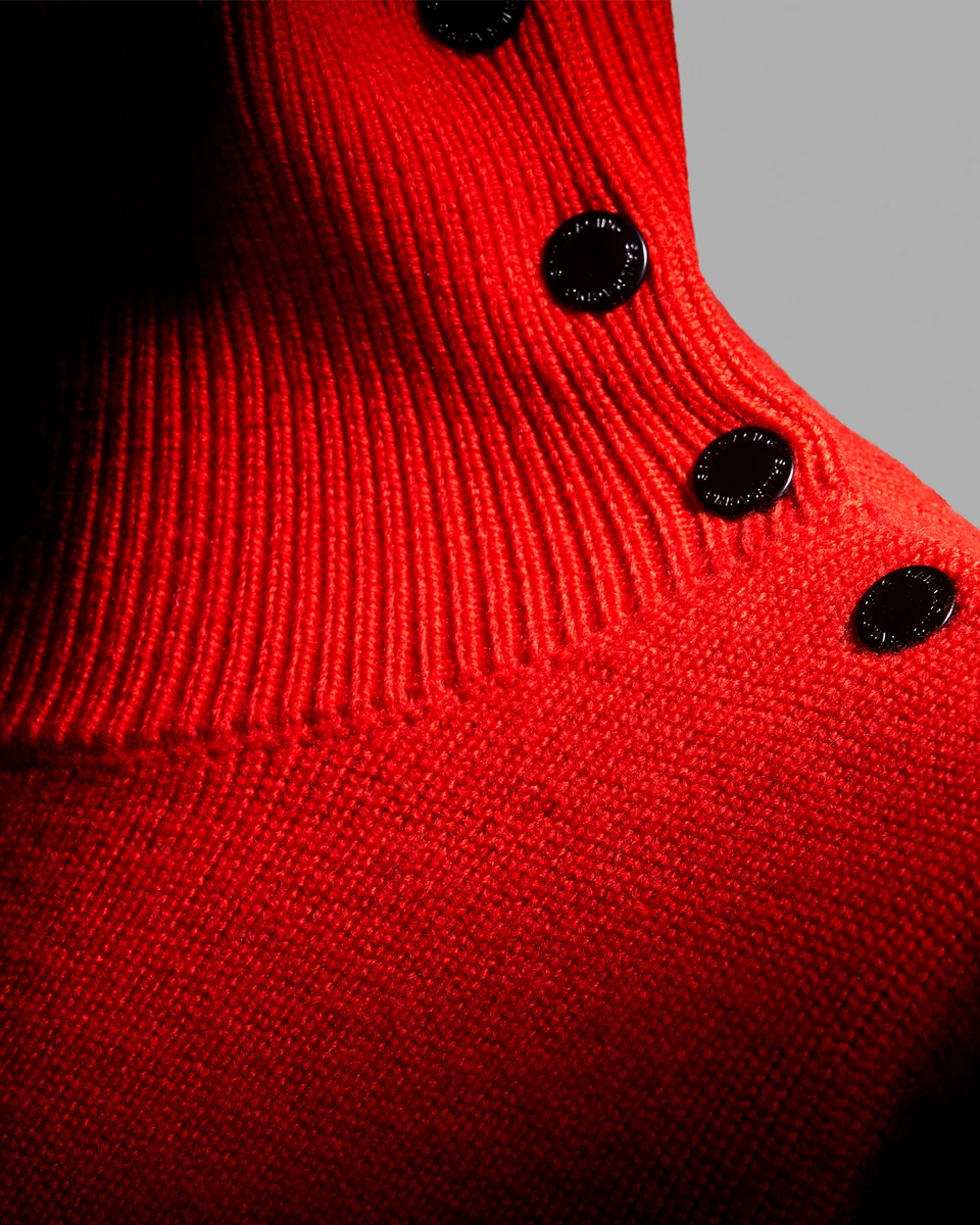 SEAFARER BUTTON NECK