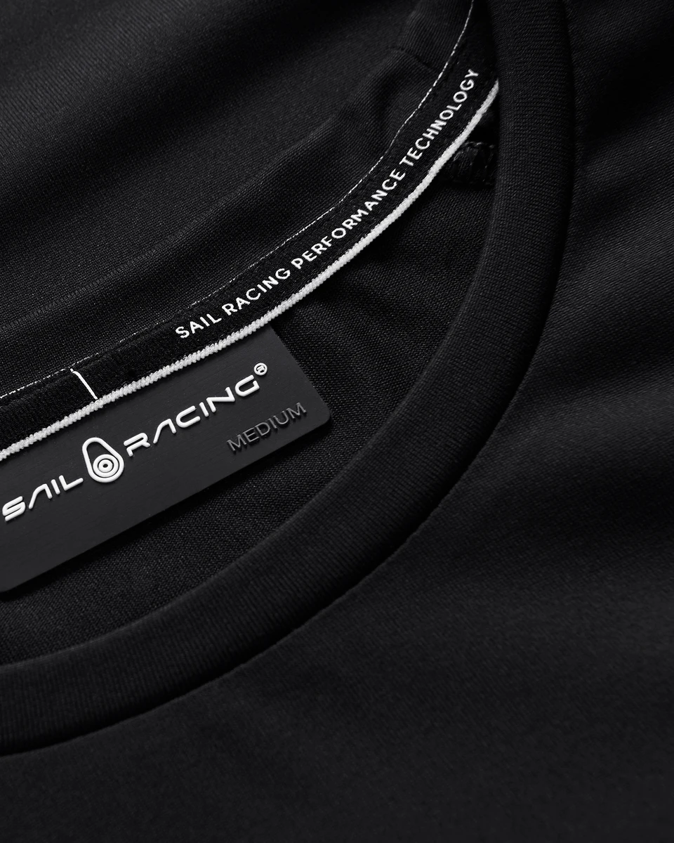 SPRAY TECHNICAL TEE