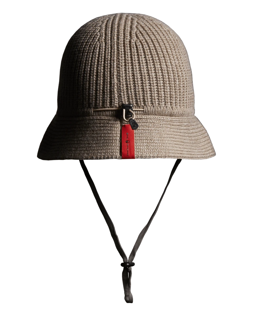 FROSTWAVE KNITTED HAT