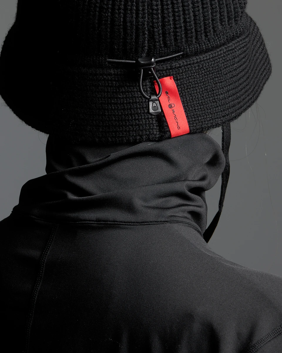 FROSTWAVE KNITTED HAT