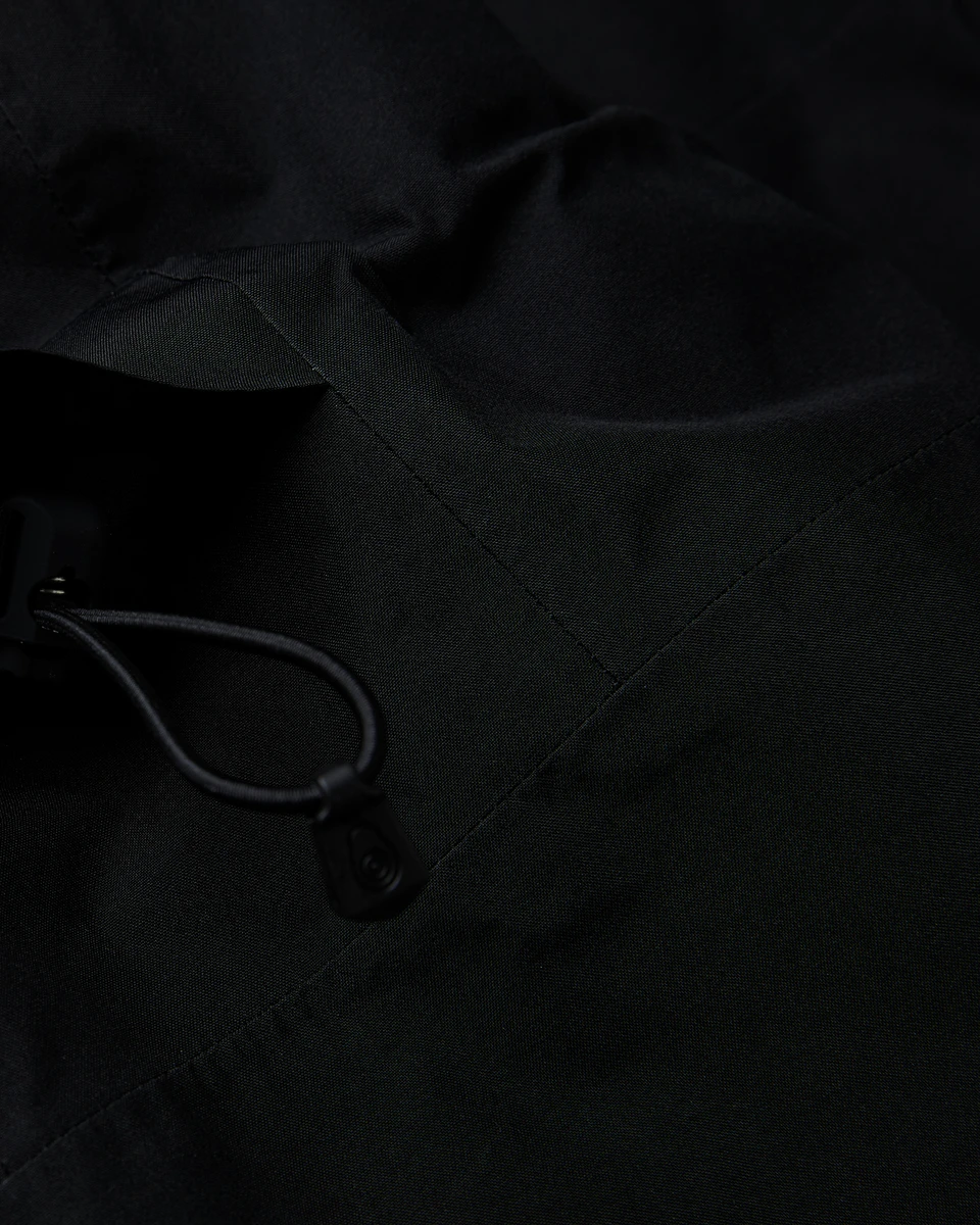 GORE TEX HOODED JACKET