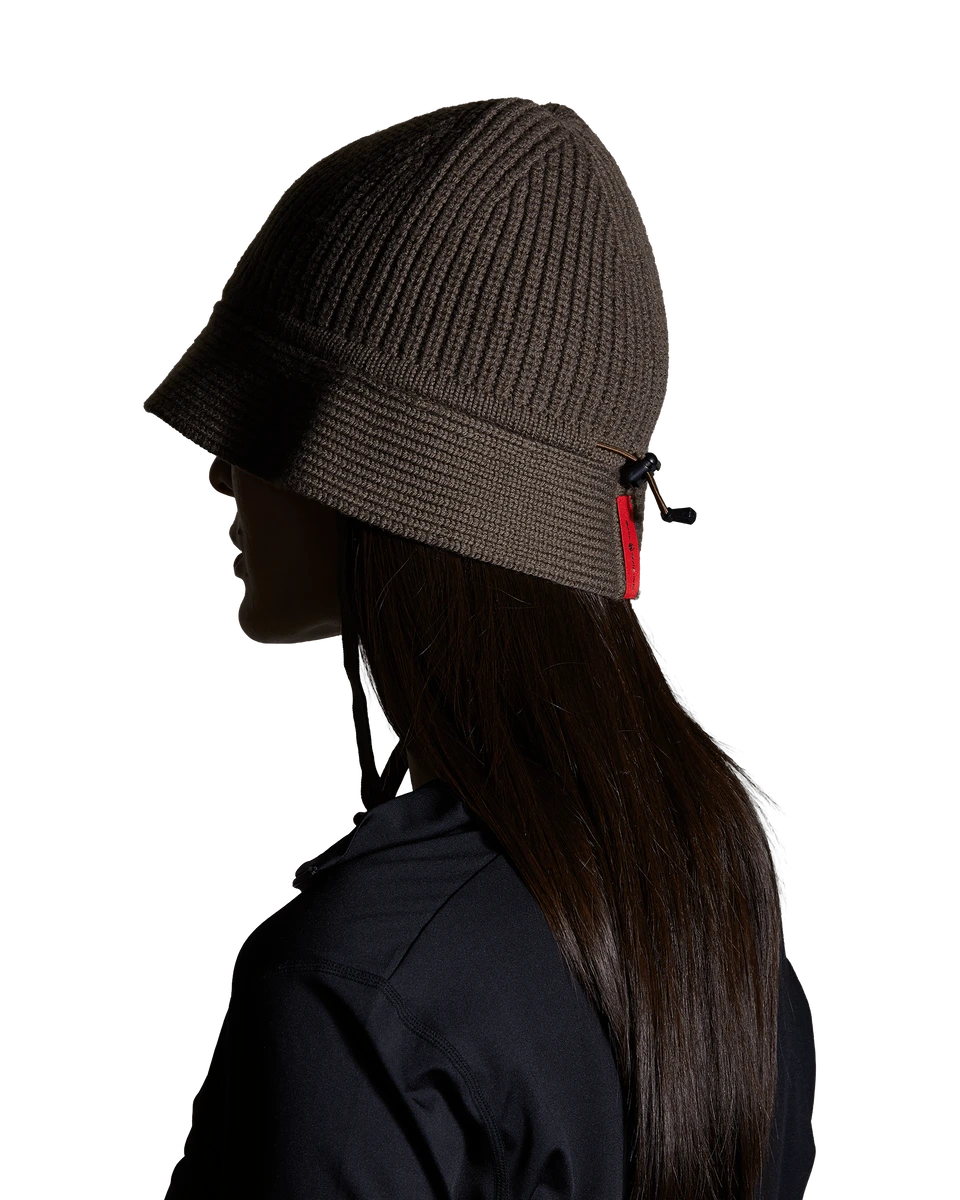 FROSTWAVE KNITTED HAT