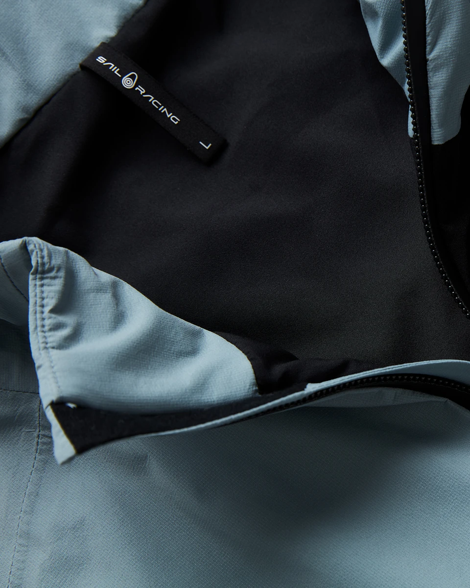 VAPOR VEST
