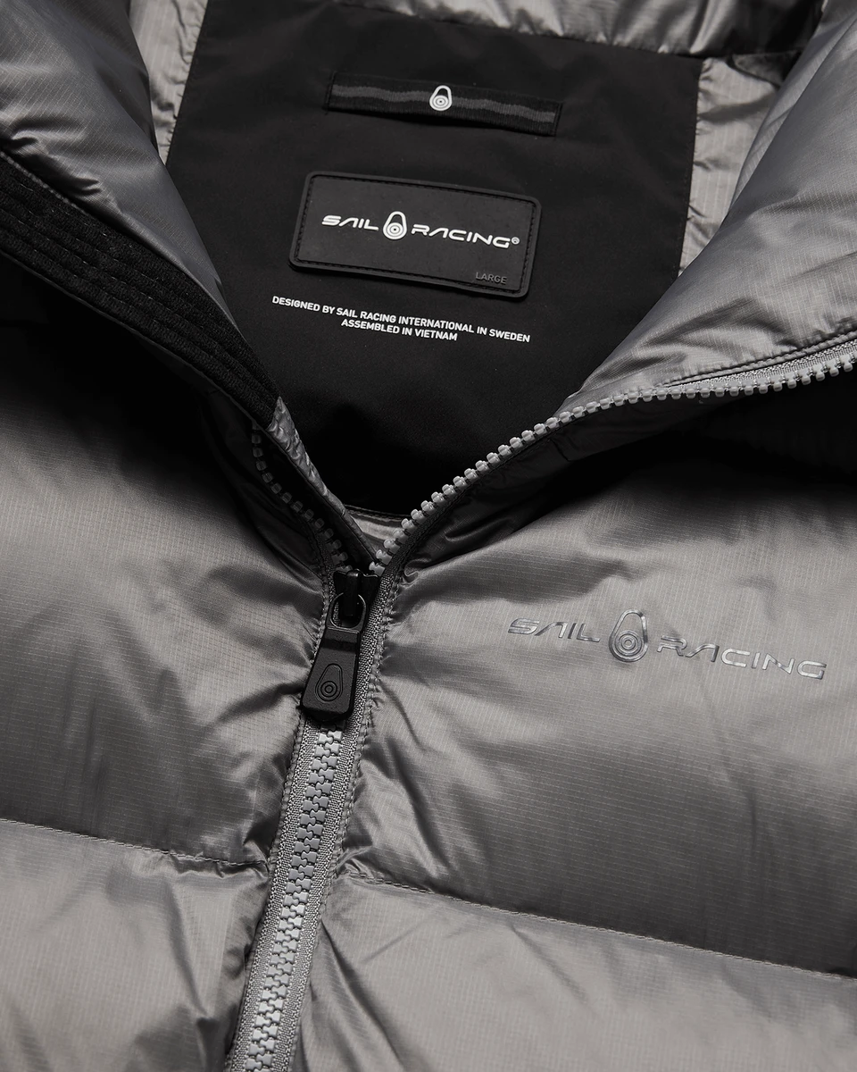 CLOUD DOWN VEST