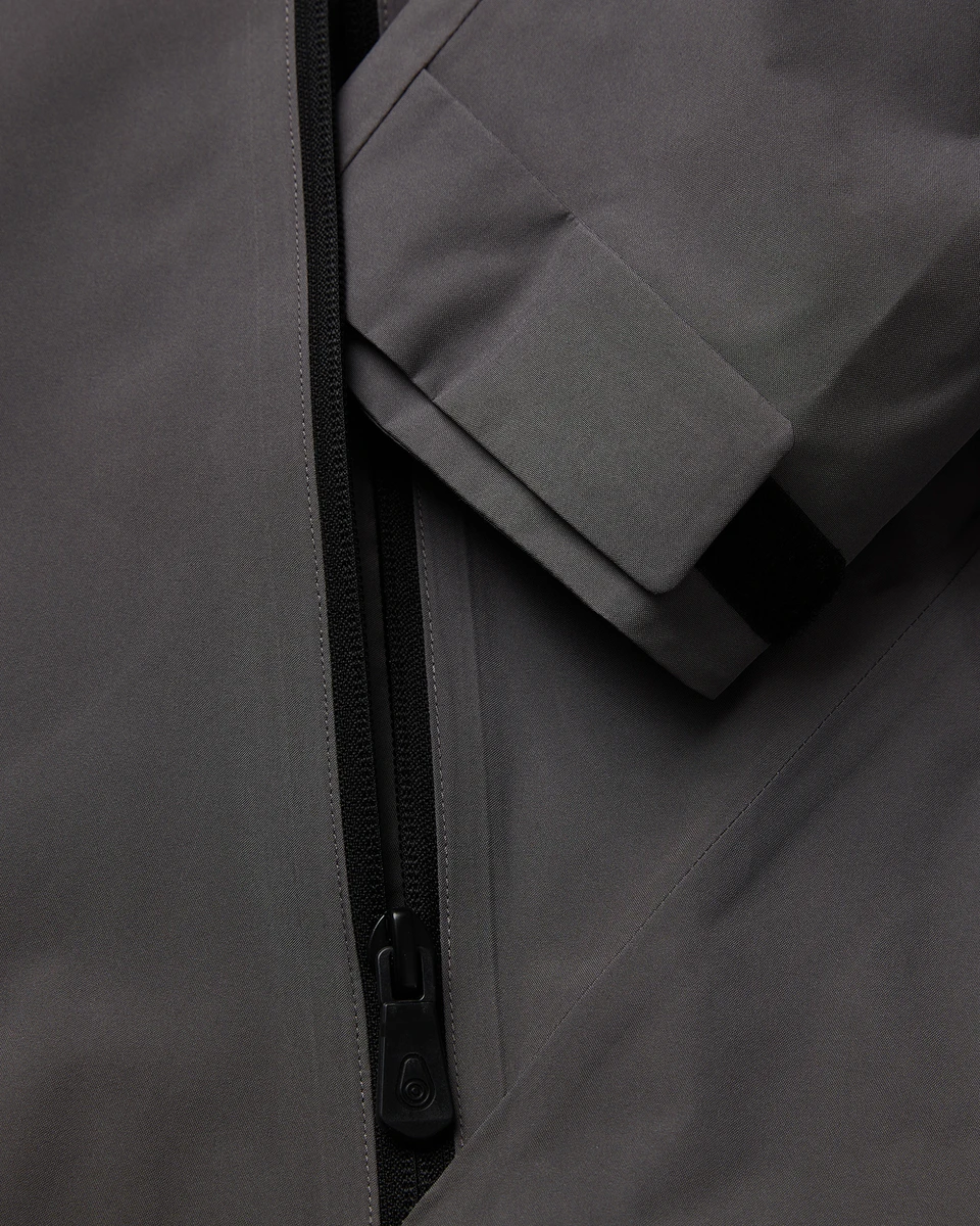 GORE TEX HOODED JACKET