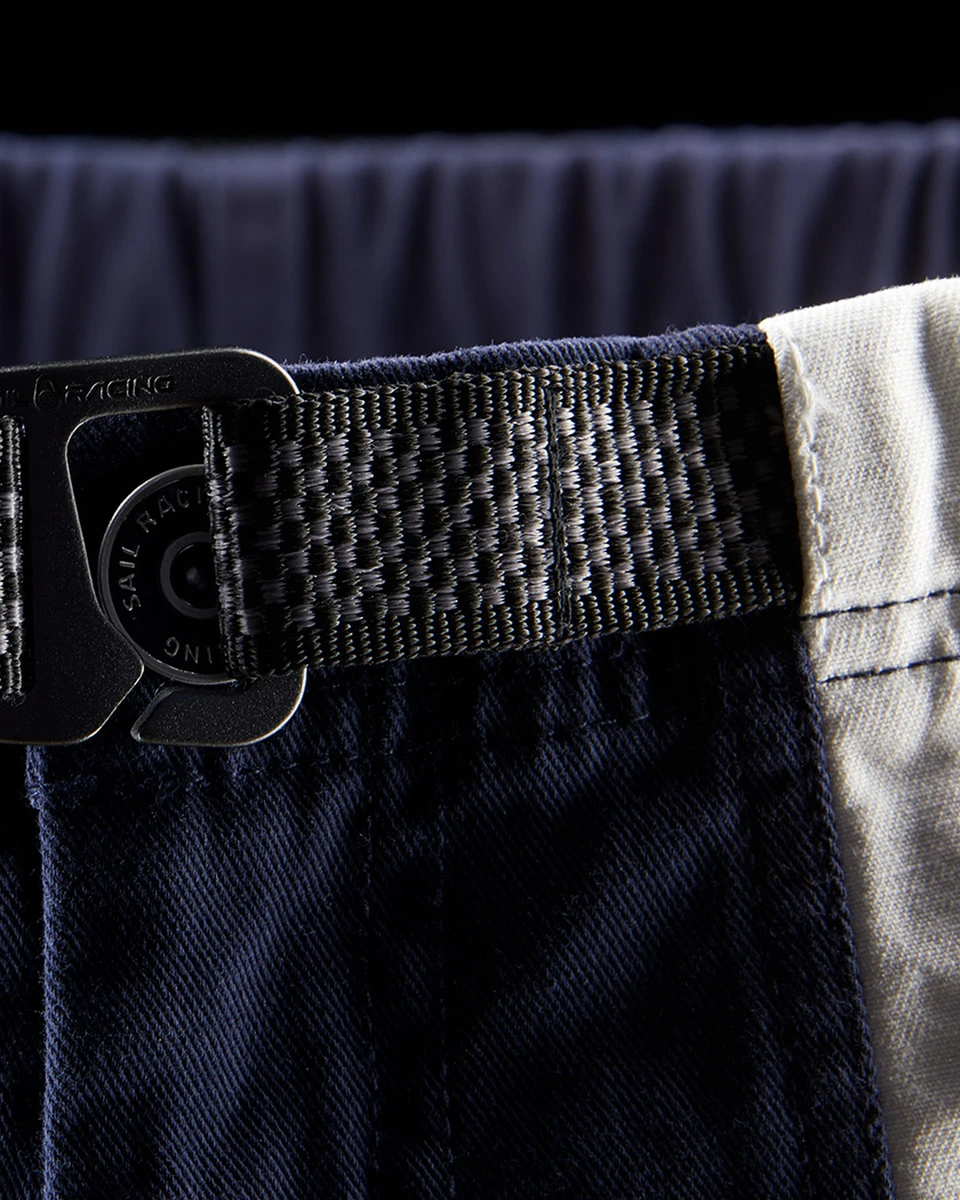 BREEZE BLOCKED SHORTS