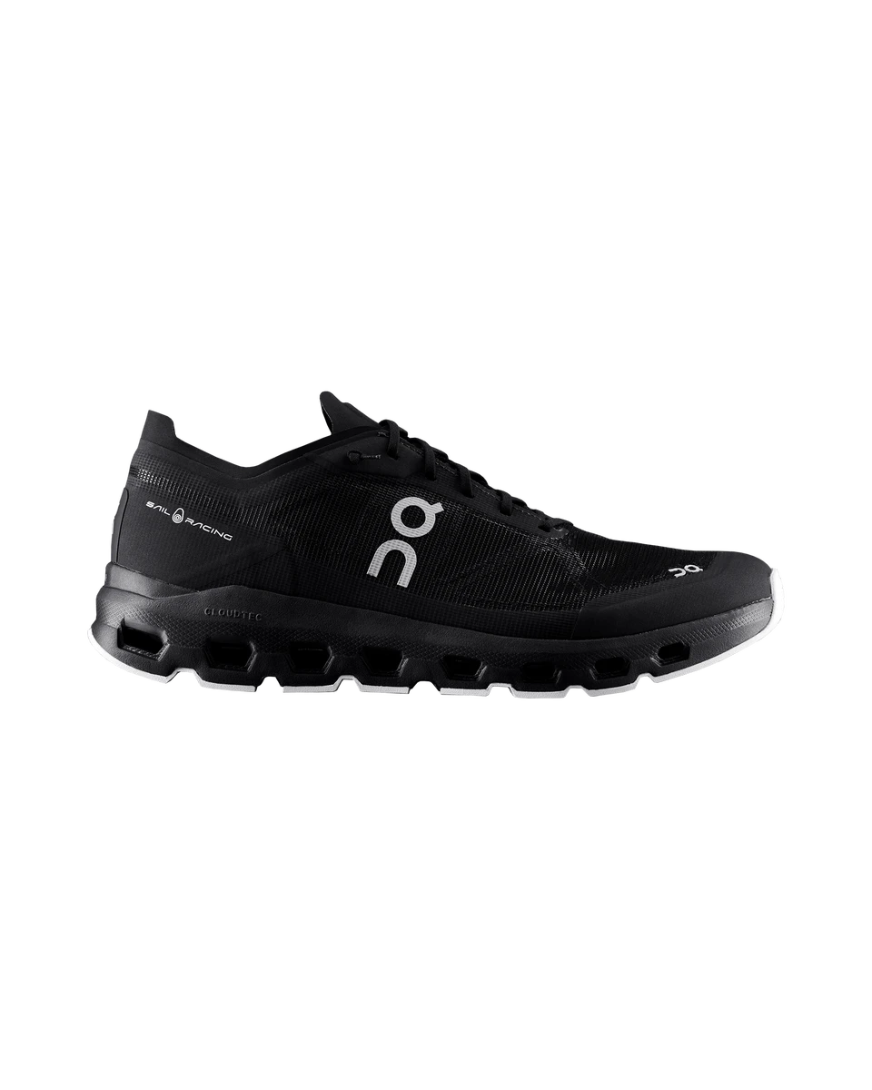 SR x ON CLOUD REGATTA