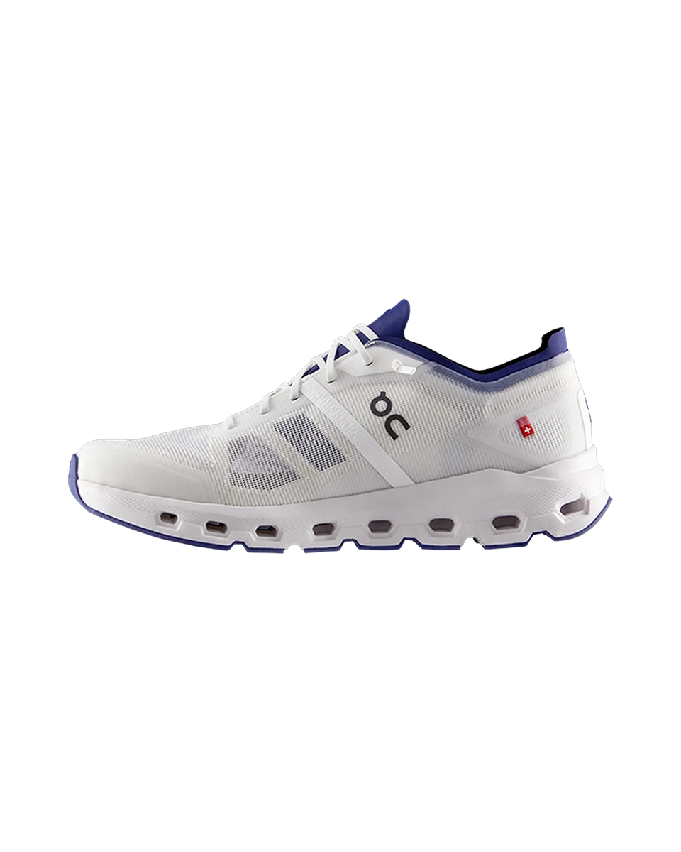 SR x ON CLOUD REGATTA BULL