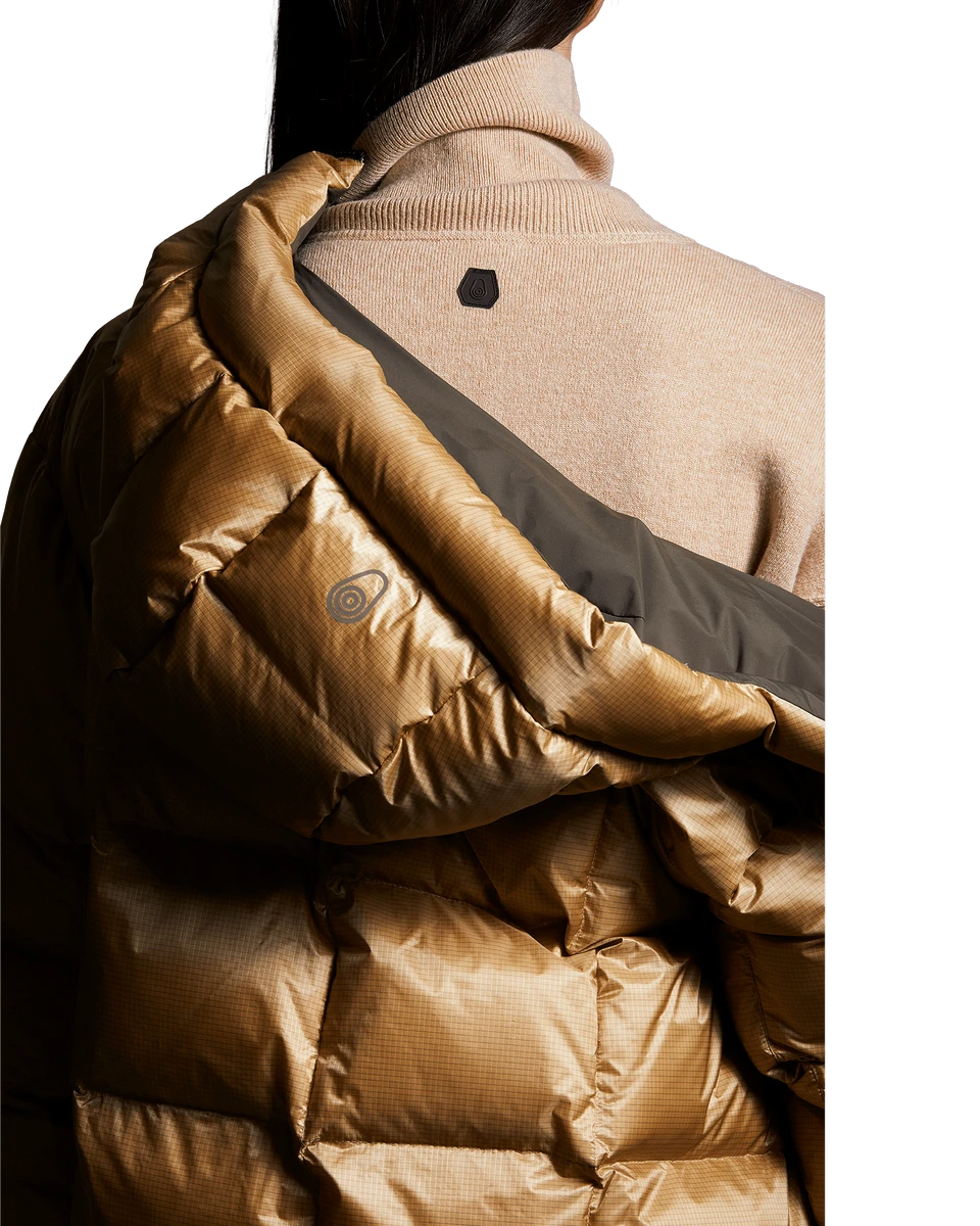 AMERY T-NECK