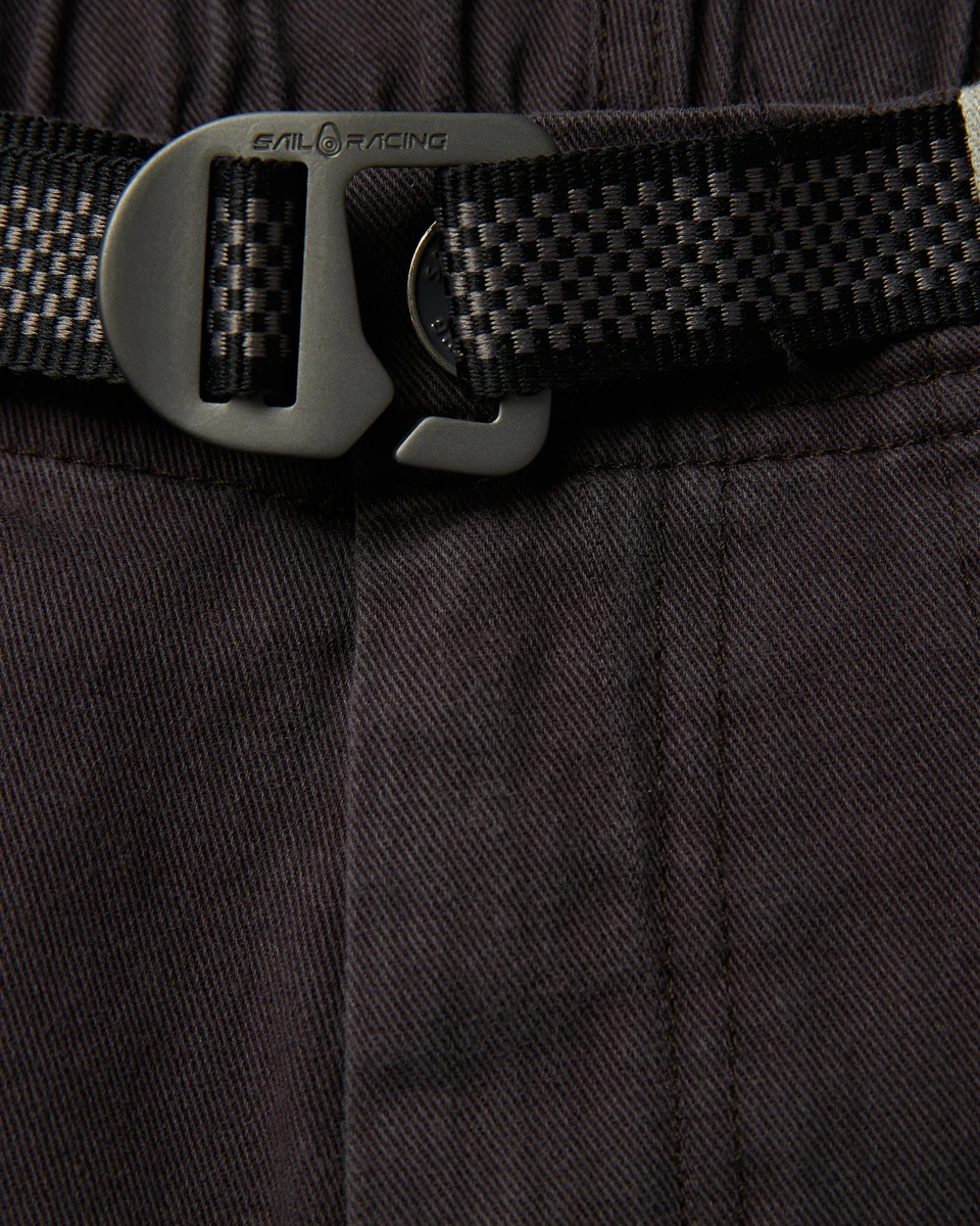 BREEZE BLOCKED SHORTS