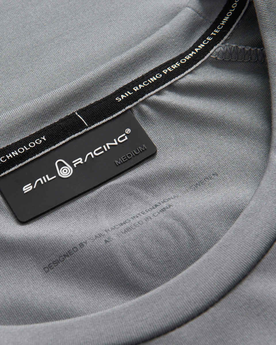SPRAY TECHNICAL TEE