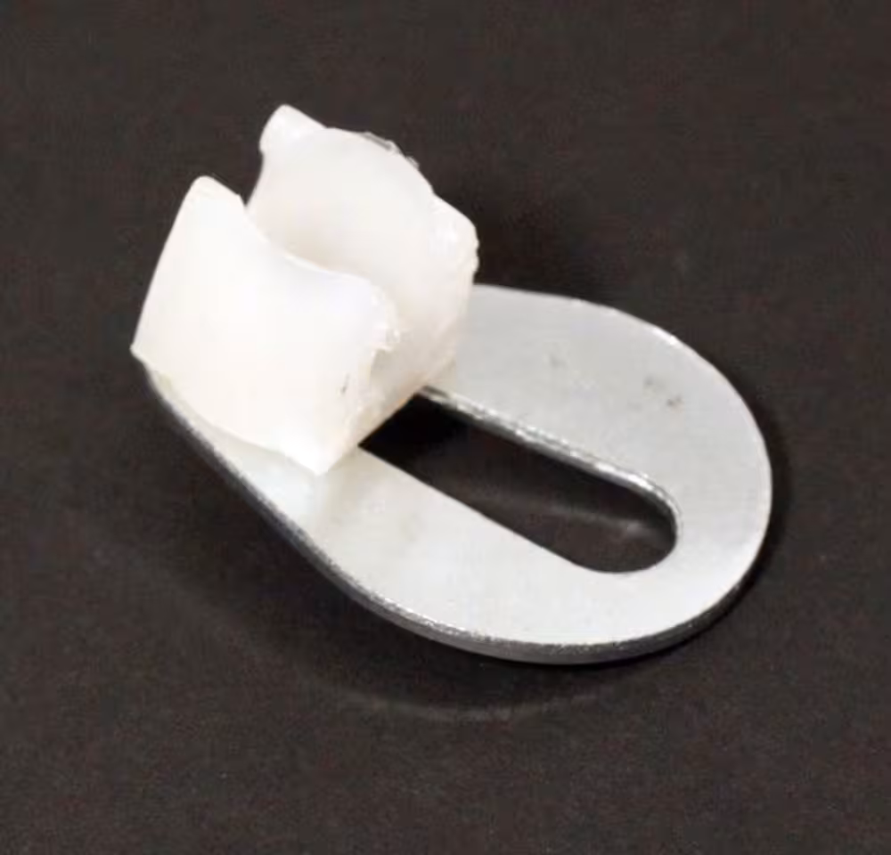 Tennkabel-ventildekselholder for Volvo 240, 740, 760, 940