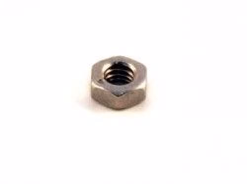 Mutter M4-0,7x3