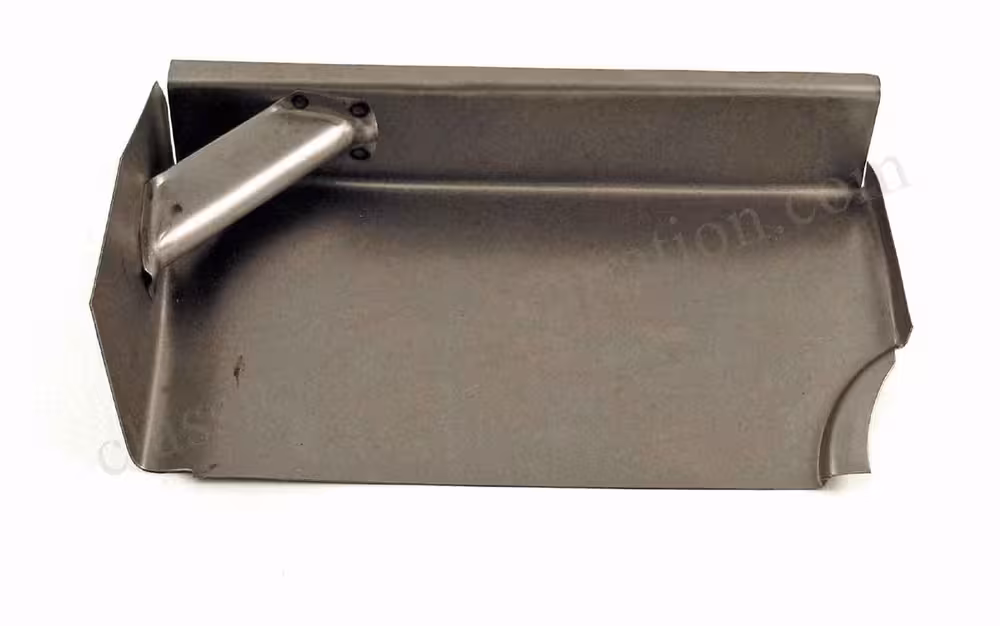 Sideplate foran bakhjul for Volvo PV, høyre