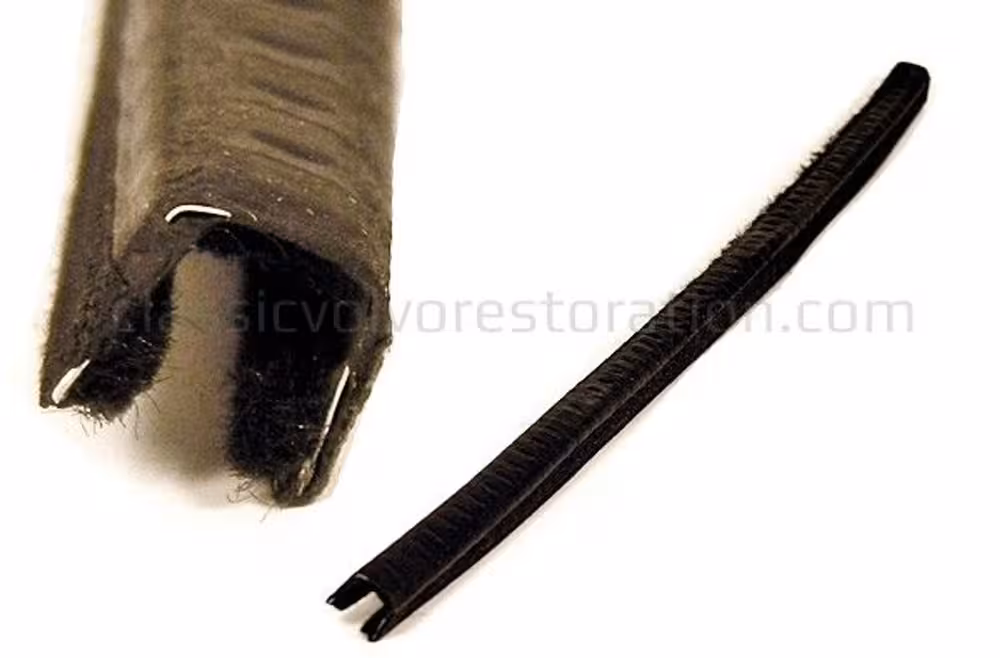 Bakre styreskinne for Volvo 1800, 1800S