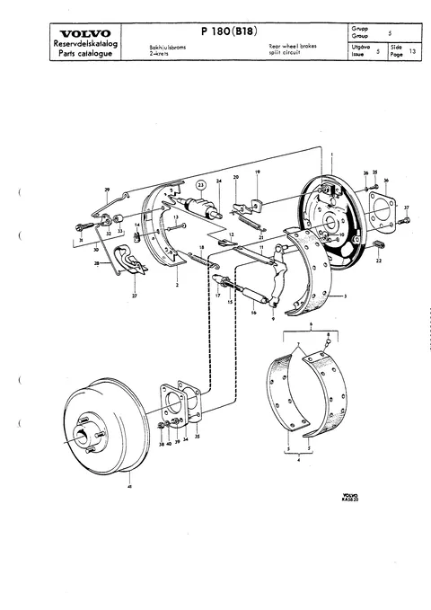 Rear wheel brakes split circuit