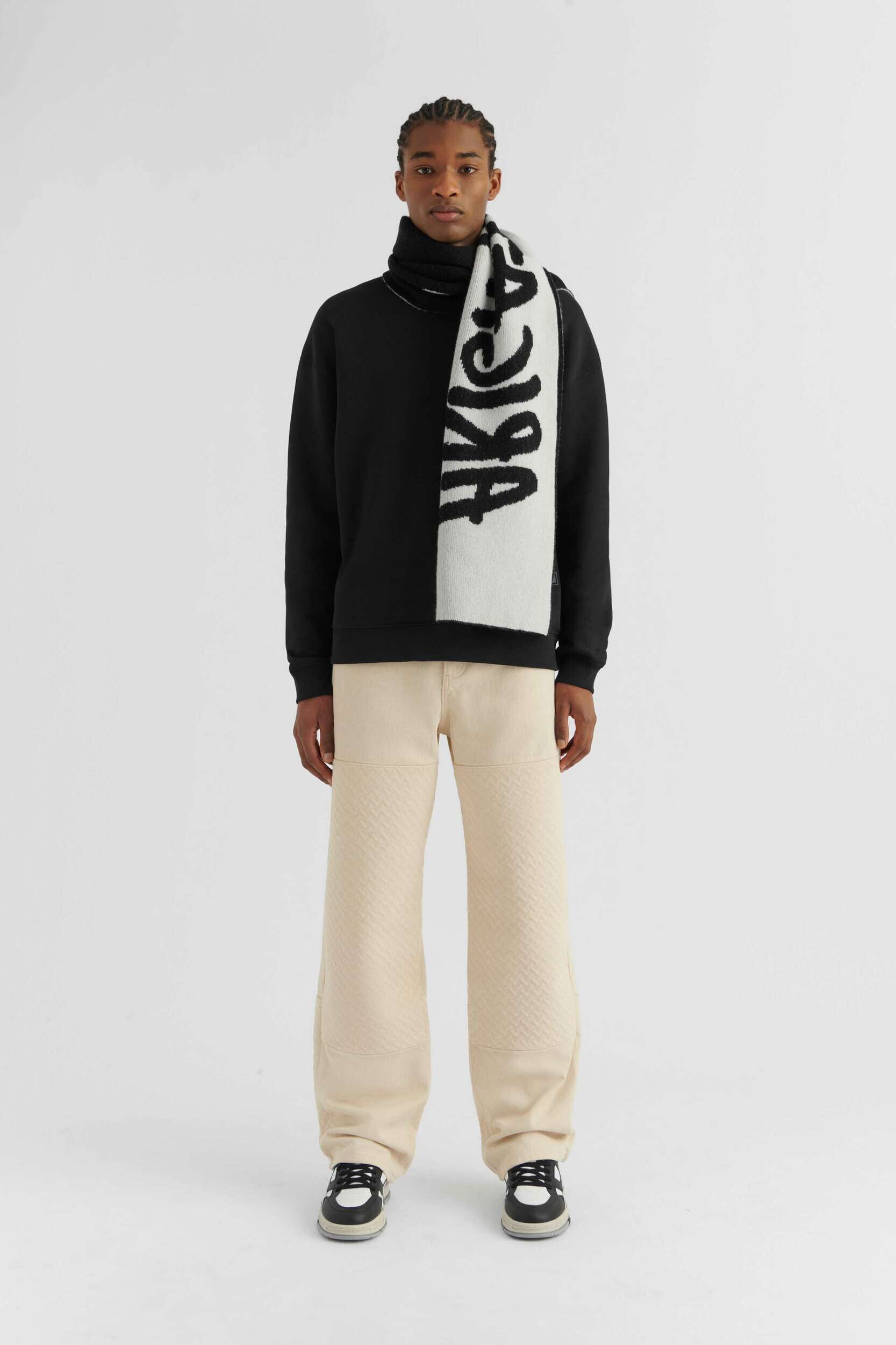 Tilt Sweatshirt - Image 8