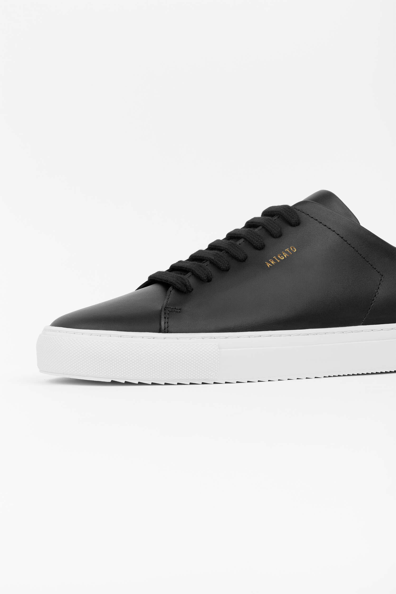 Clean 90 Sneaker - Image 4