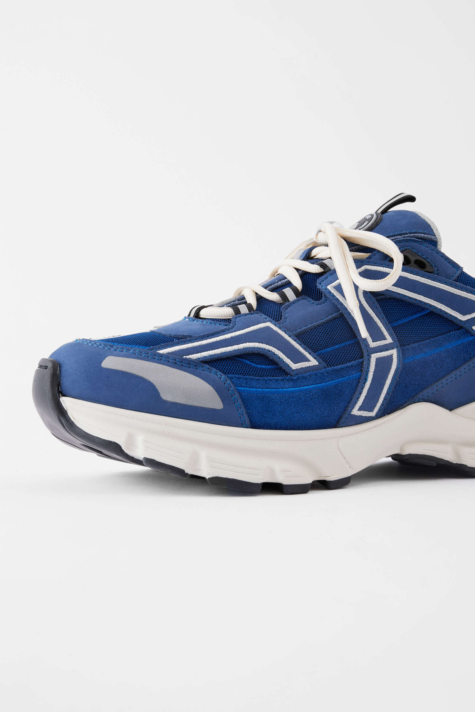 Marathon R-Trail 50/50 Sneaker - Image 4