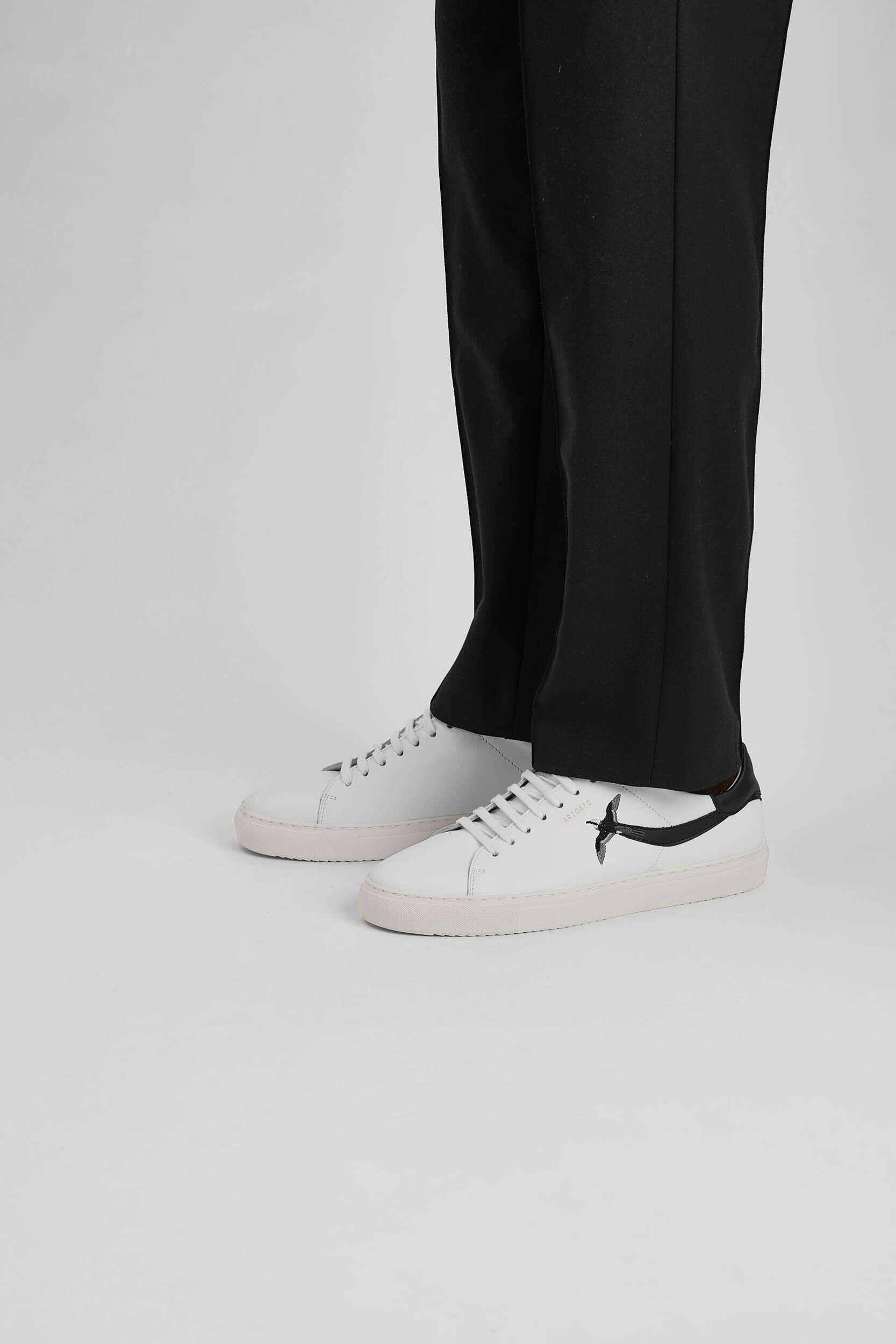 Clean 90 Stripe B Bird Sneaker - Image 5