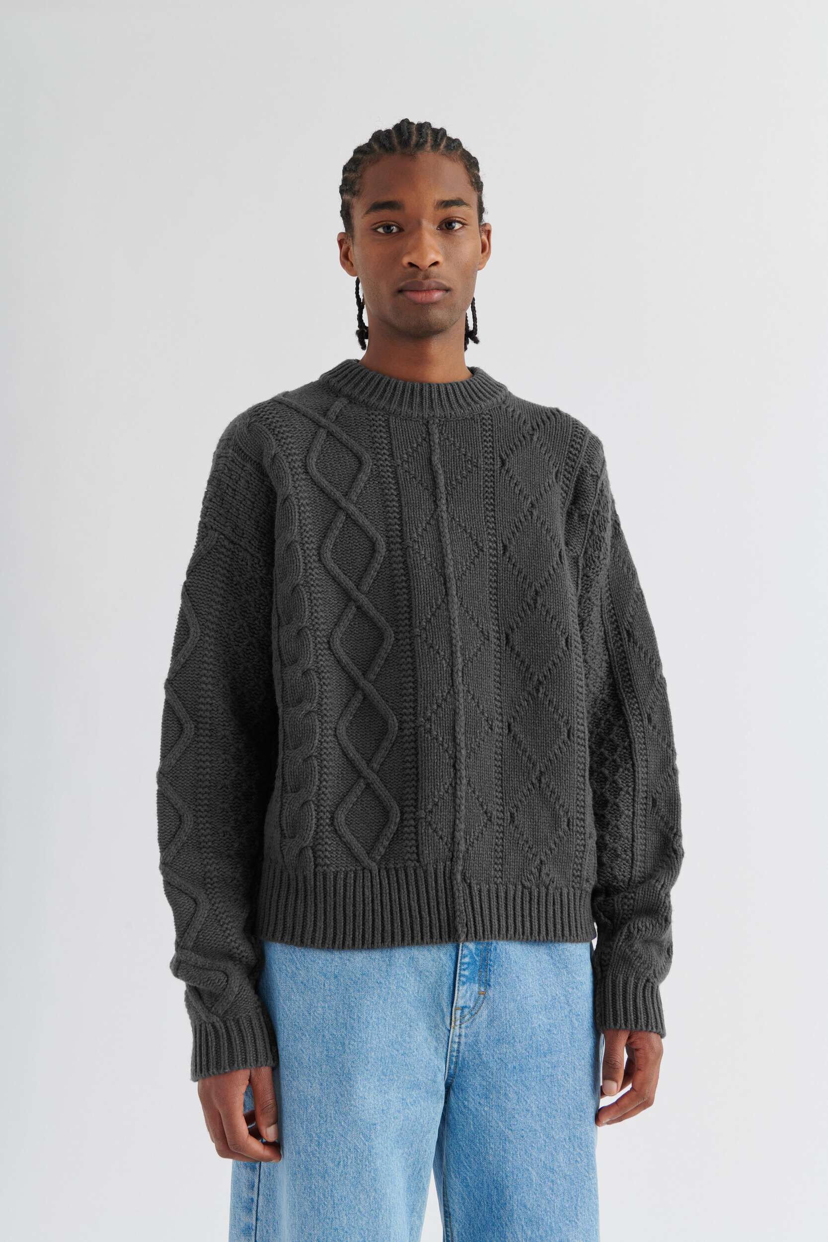 Noble Sweater - Image 12