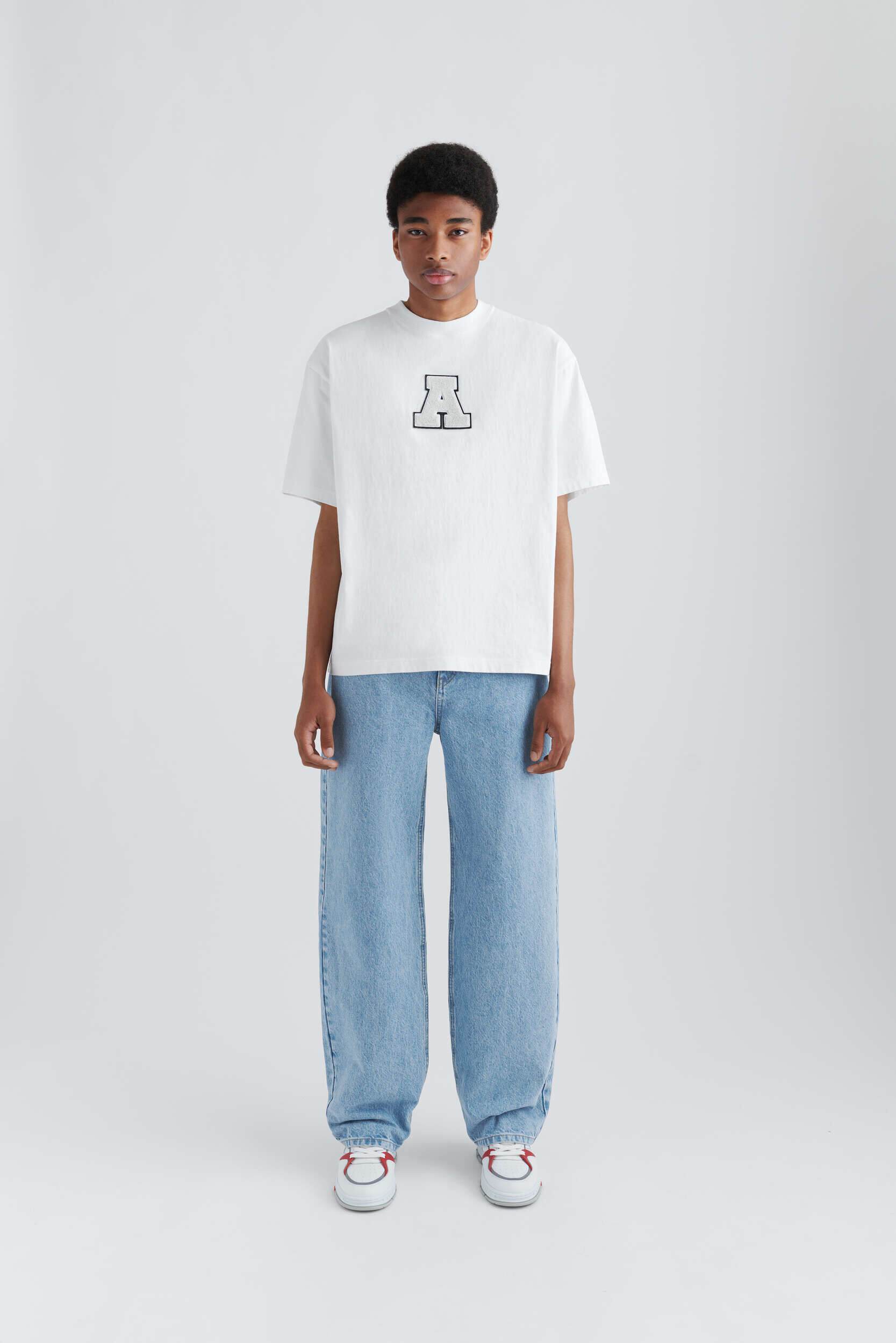 Zine Relaxed-Fit Jeans - Image 4