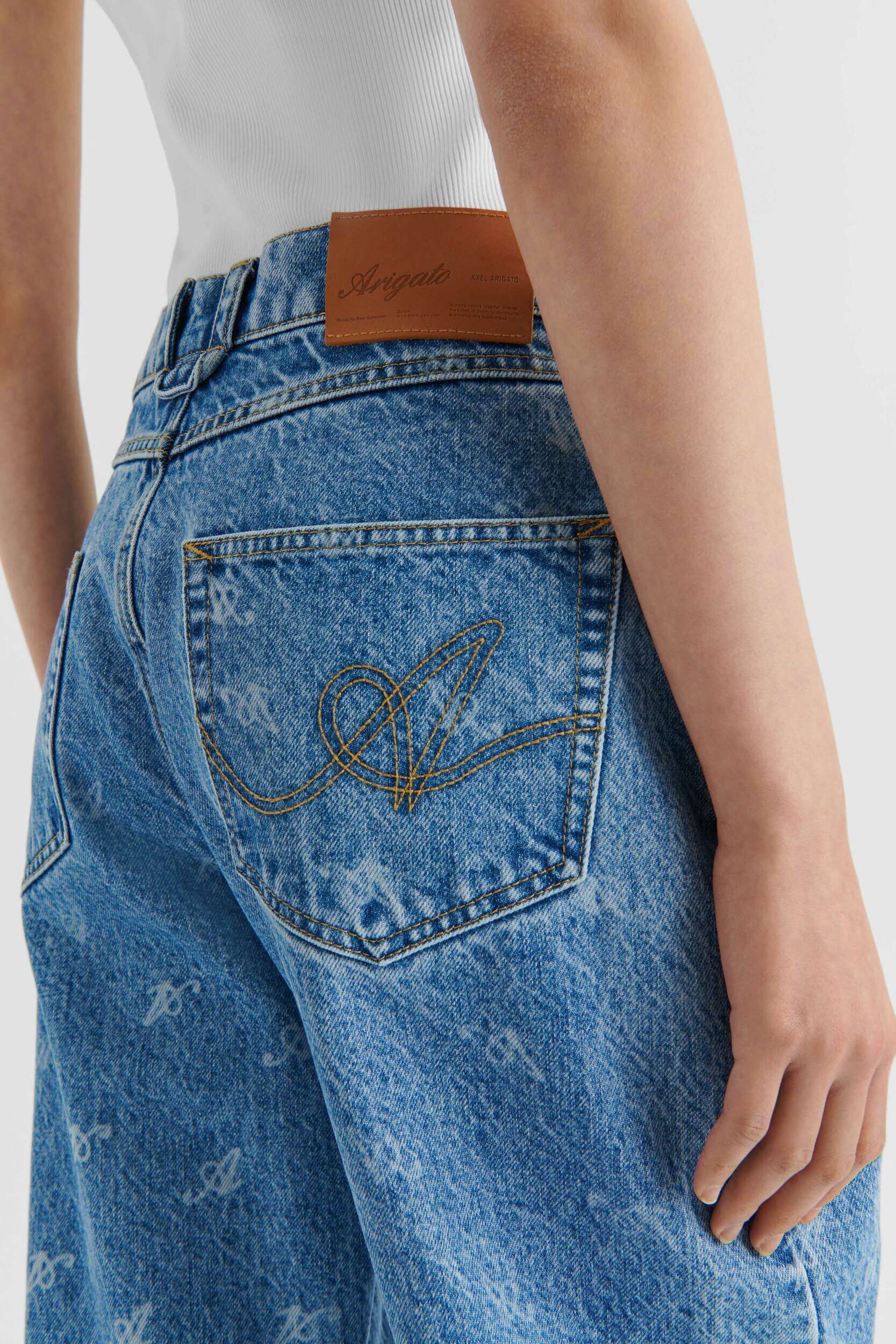 Faded Signature Sly Jeans - Image 14