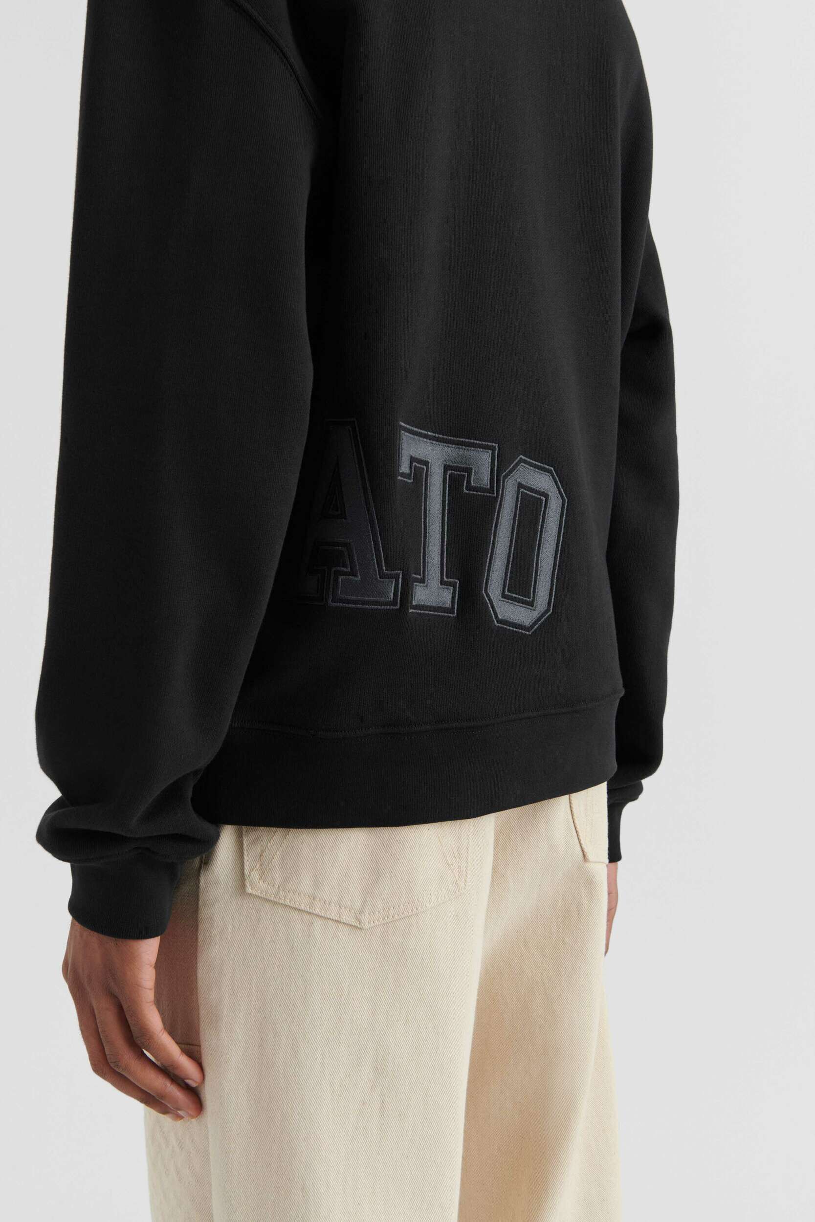Tilt Sweatshirt - Image 12