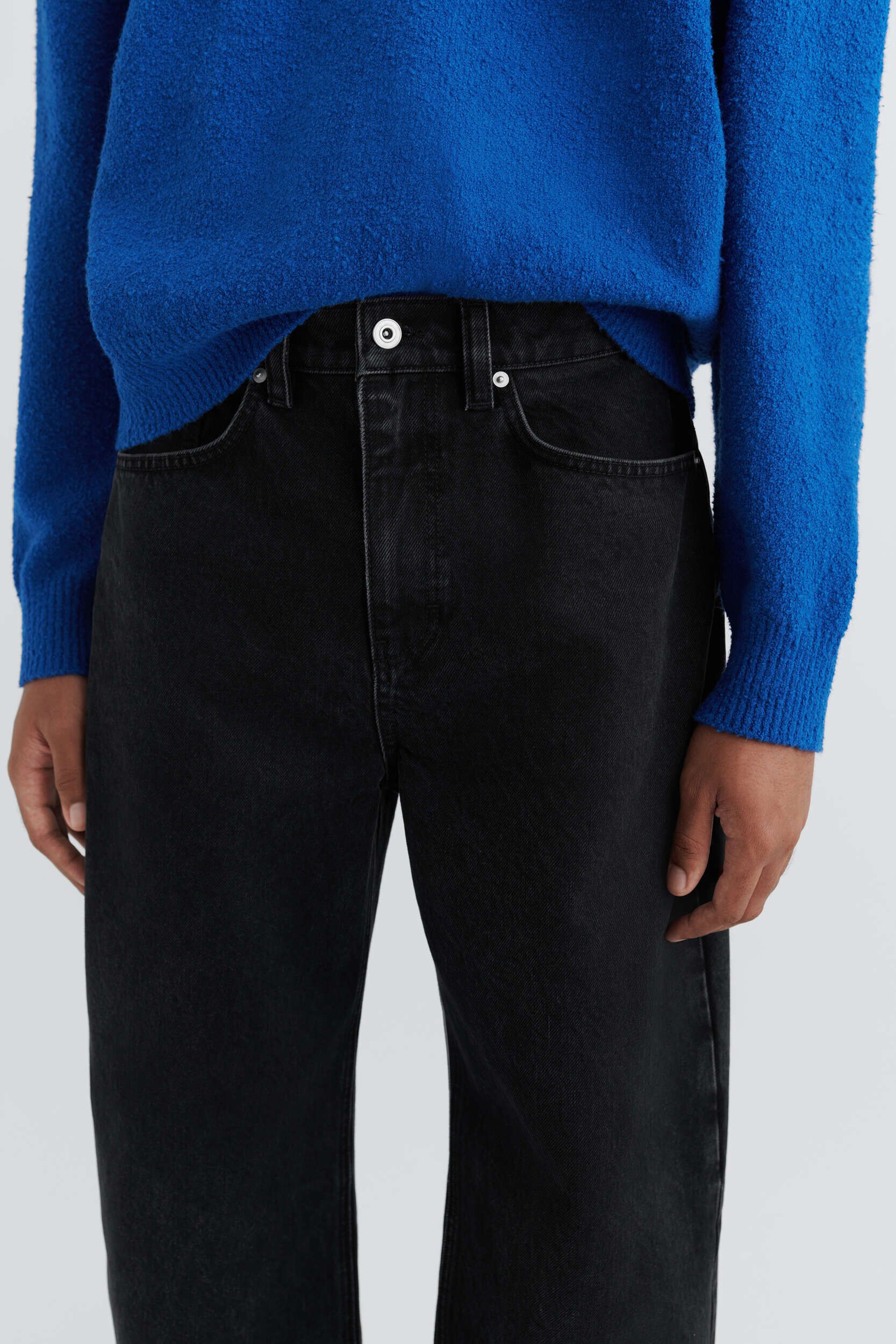 Zine Relaxed-Fit Jeans - Image 5