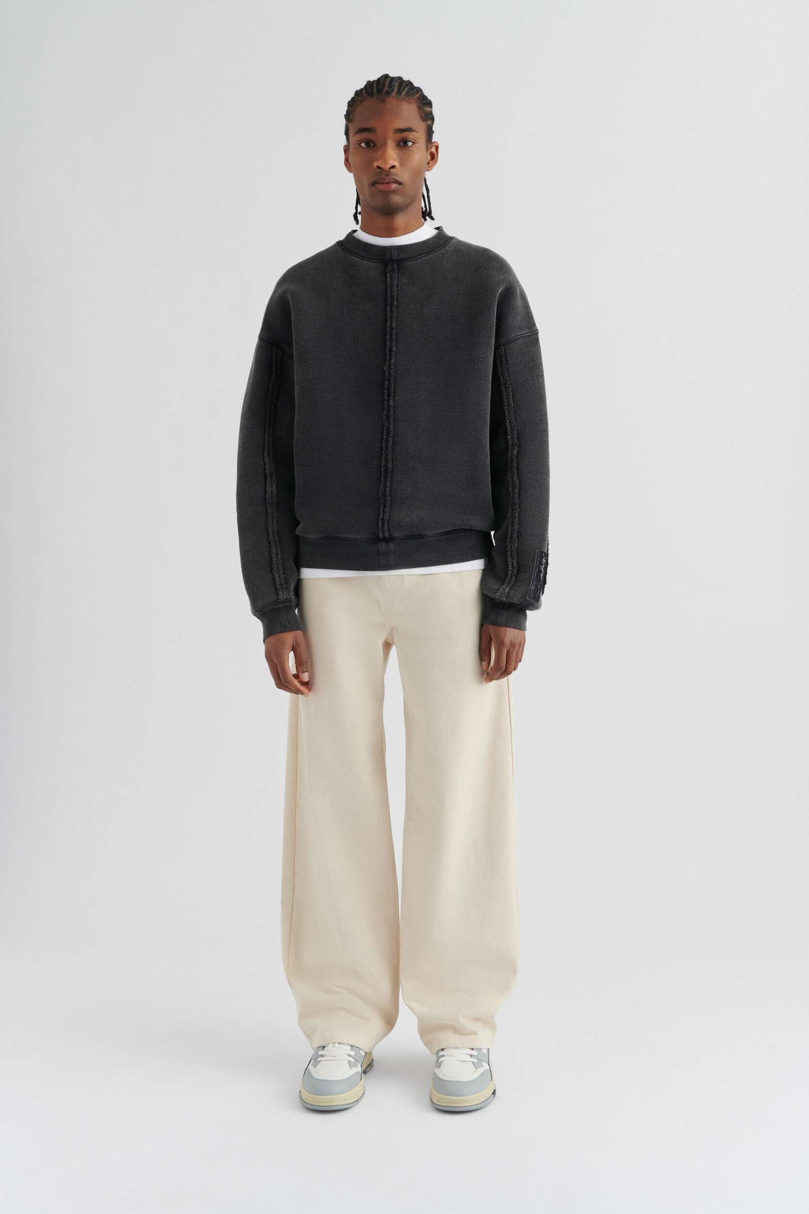 Chopped Oversized Sweatshirt - Image 4