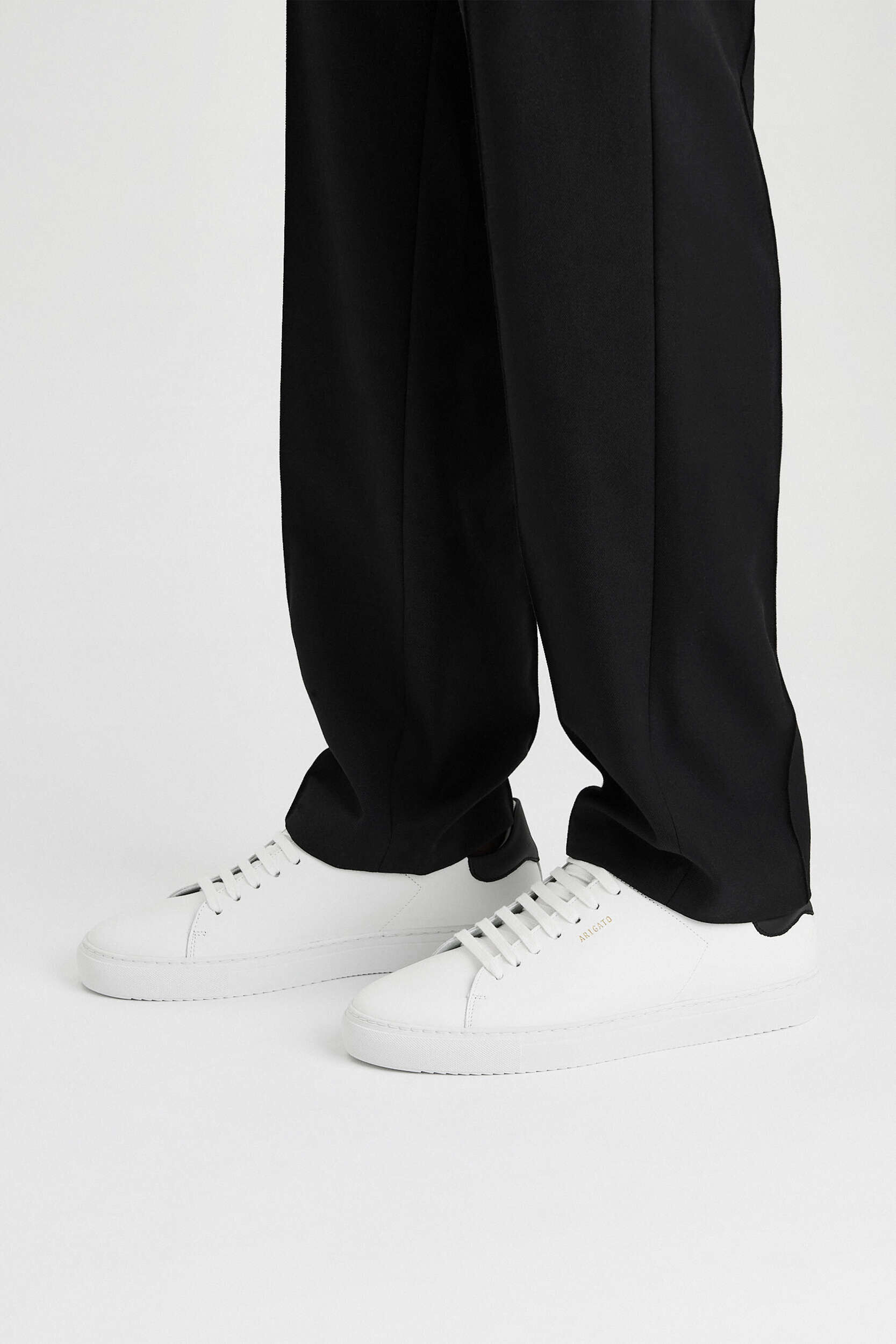 Clean 90 Sneaker - Image 2